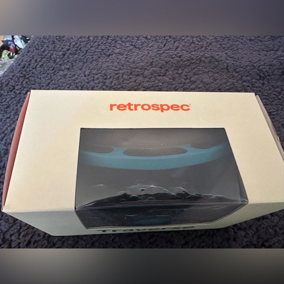 New Traverse Snow Goggles - Picture 3 of 8